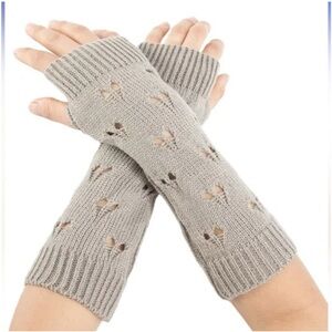 Gray Fingerless Gloves